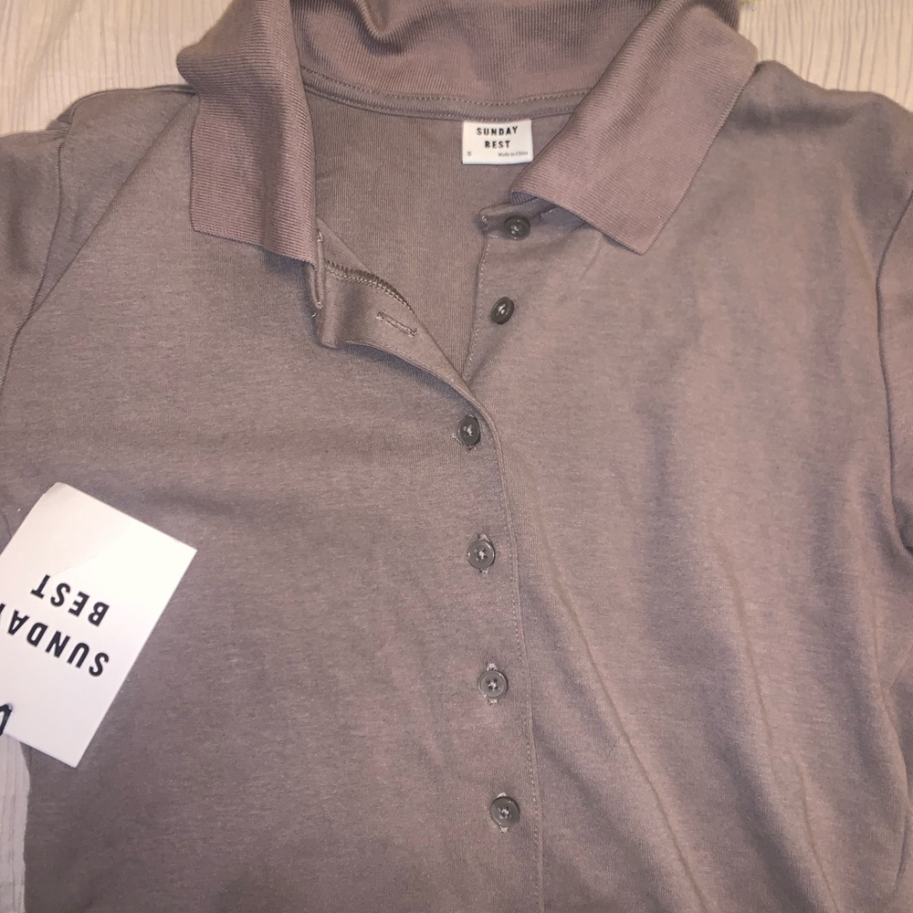Aritzia Sunday’s Best Women Audio Top in Turner Taupe
